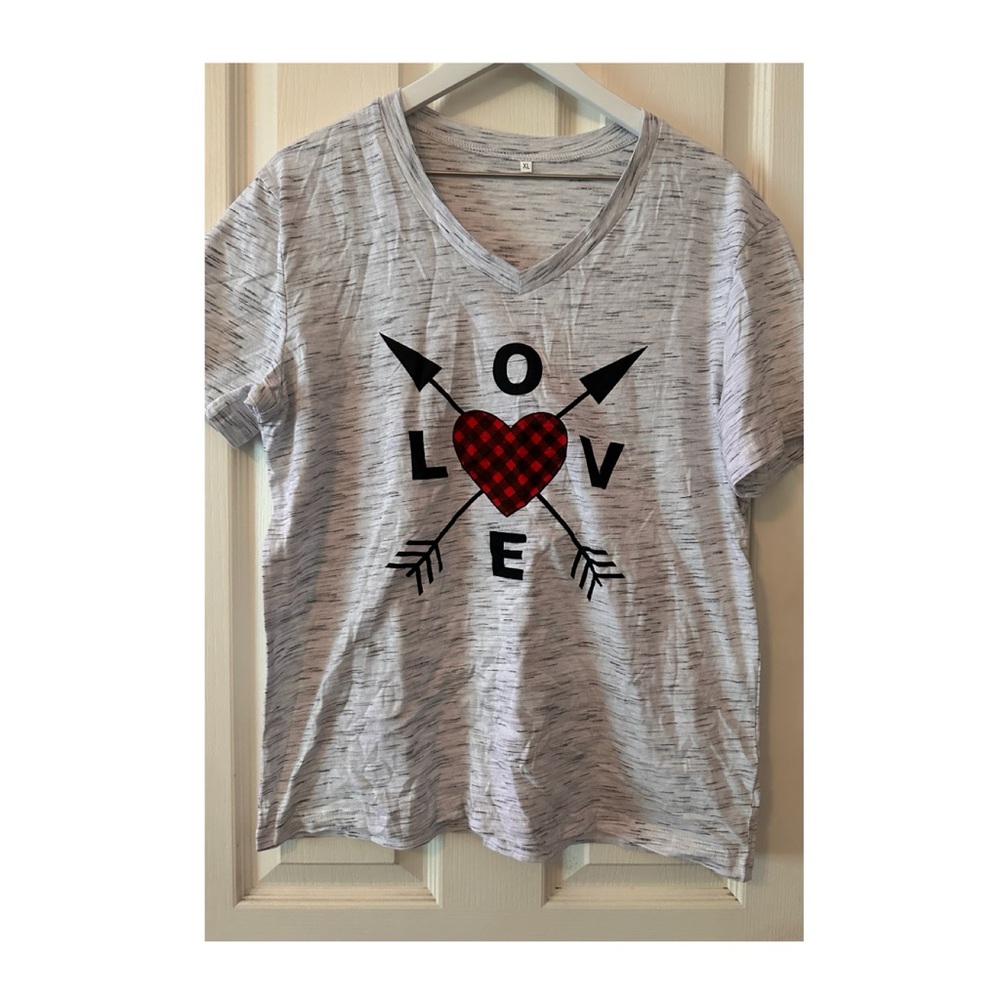 Gray Love Arrow Shirt